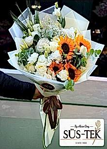 Vip Ay�i�e�i Beyaz G�l Buket