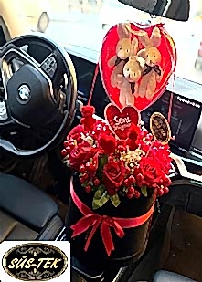 SolmAyan G�zellik Kutuda 10 G�l Kokina Ay�c�k